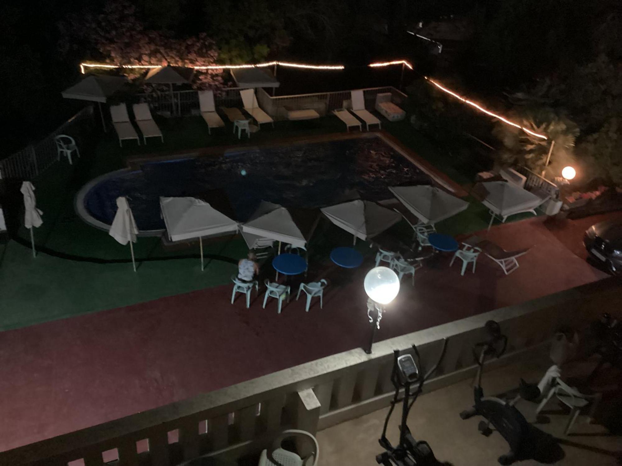 Whitestar Guesthouse Salina Exterior photo